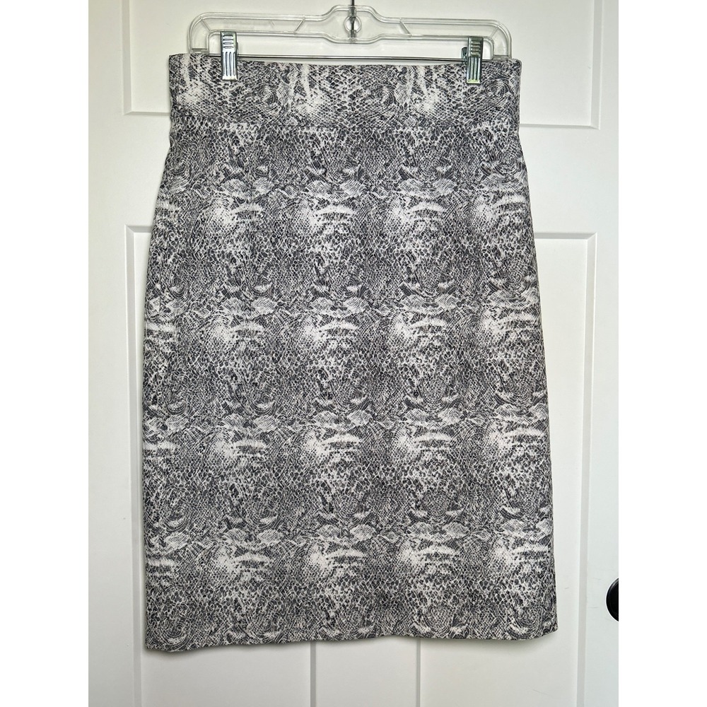 Antonio Melani Pencil Skirt - Womens Size 6- Black & White Snakeskin Print